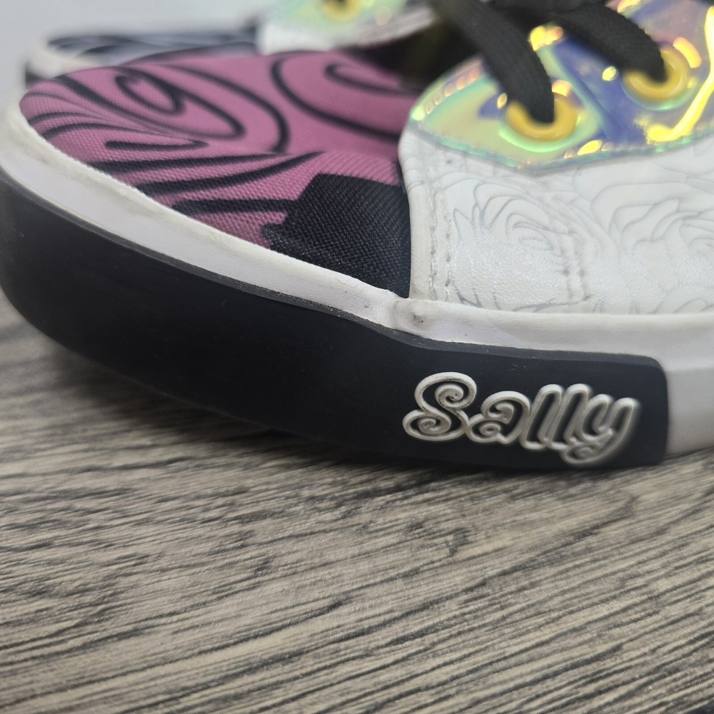 Disney‎ The Nightmare Before Christmas Women's Sneakers Mid Top Shoes Size 11 US - Picture 8 of 16